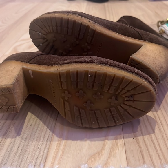 prada suede brown heels - Picture 3 of 3